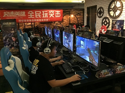 突击英雄